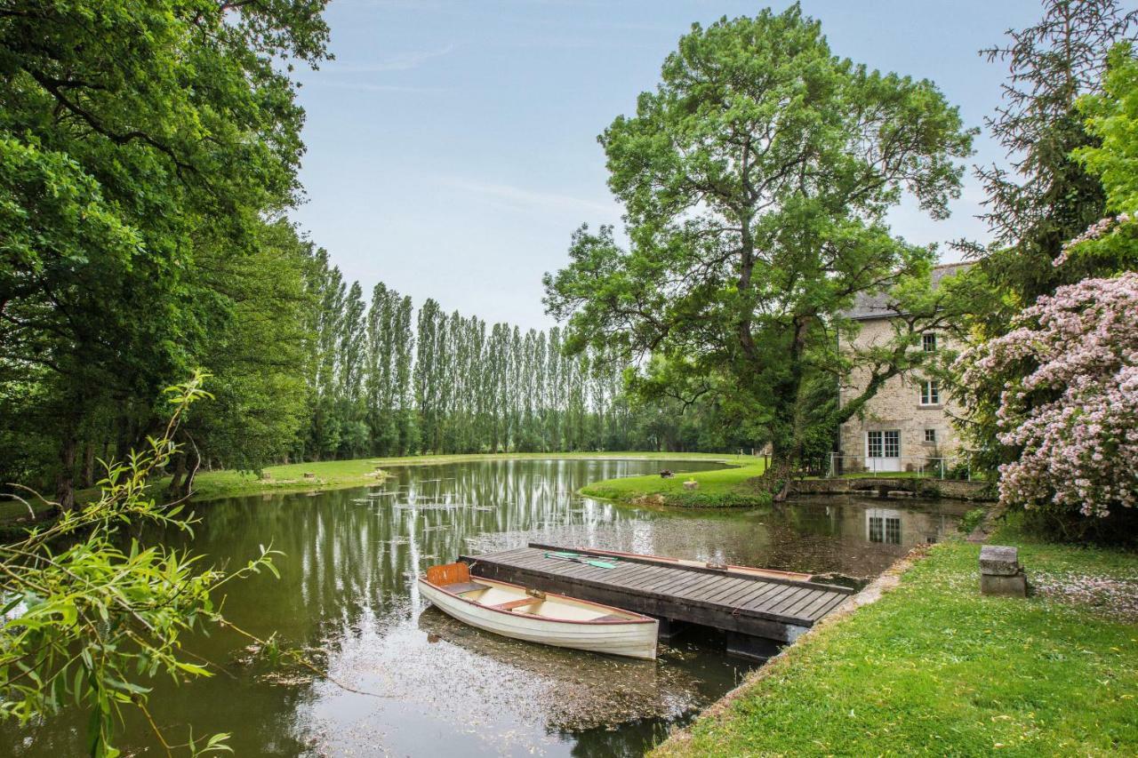 Le Moulin De Chareau Bed and Breakfast Reugny  Exteriör bild